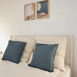 Stylisches Mit Terrasse Fuer Max 4 Personen In Naehe Zum Hbf Und Koblenzer-innenstadt