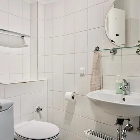 Stylisches Mit Terrasse Fuer Max 4 Personen In Naehe Zum Hbf Und Koblenzer-innenstadt Koblenz (Rhineland-Palatinate)