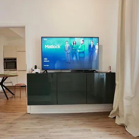 Neu Stylisches Max 4 Personen Nähe Hbf Und Innenstadt Apartment *
