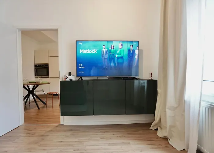 Stylisches Mit Terrasse Fuer Max 4 Personen In Naehe Zum Hbf Und Koblenzer-innenstadt Апартаменты *