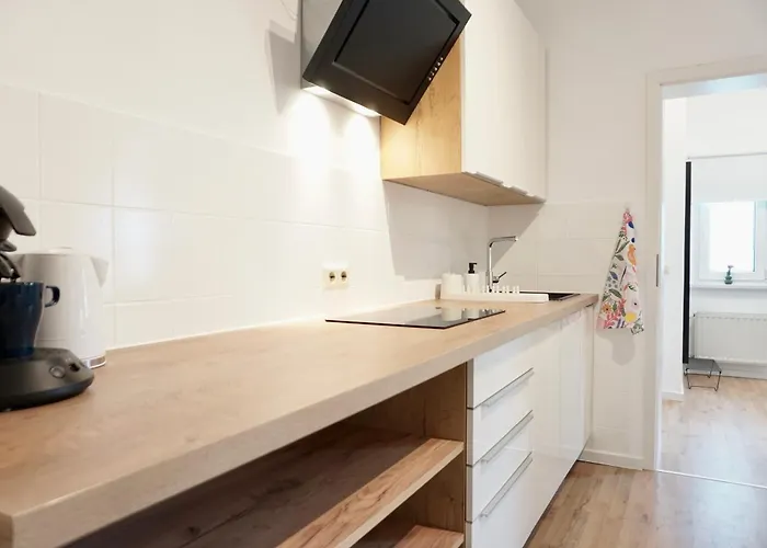 Stylisches Mit Terrasse Fuer Max 4 Personen In Naehe Zum Hbf Und Koblenzer-innenstadt Апартаменты Кобленц